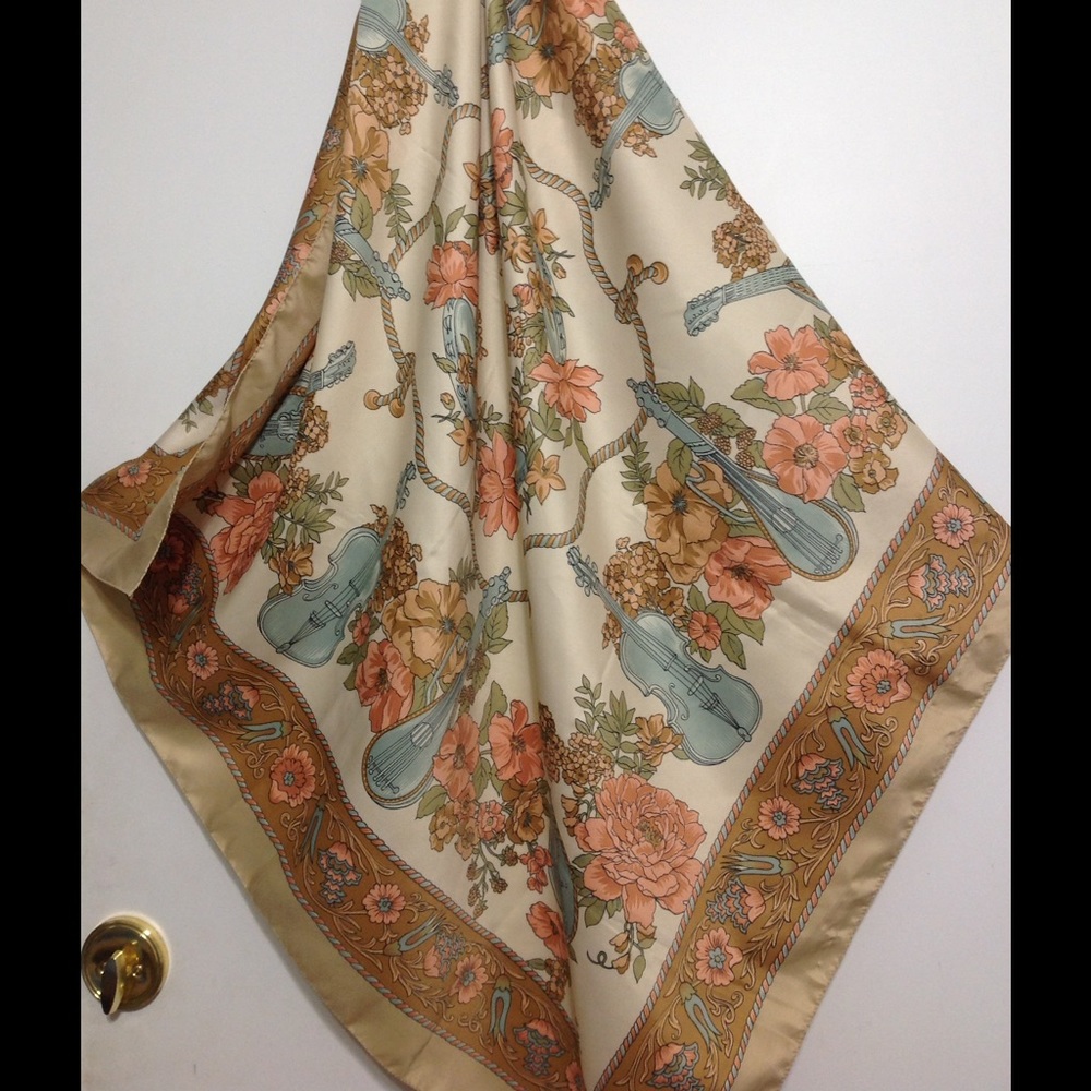 Vintage floral musical instruments bandana